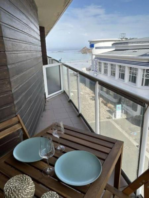 Studio lumineux en bord de mer